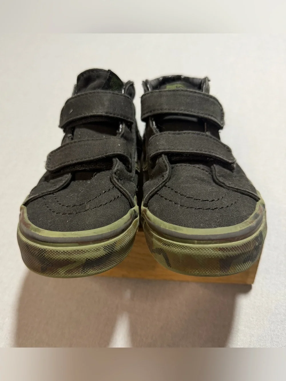 Vans Kids Black Canvas Velcro Strap Sneakers with Olive Trim
